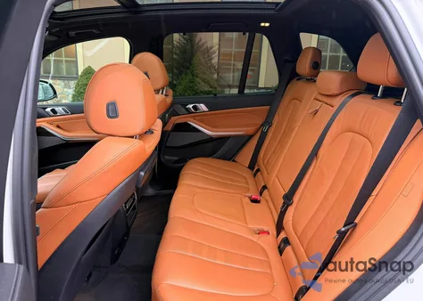 2021 BMW X5 Sdrive 40I z USA, uszkodzony, nr VIN 5UXCR4C00M9E94370